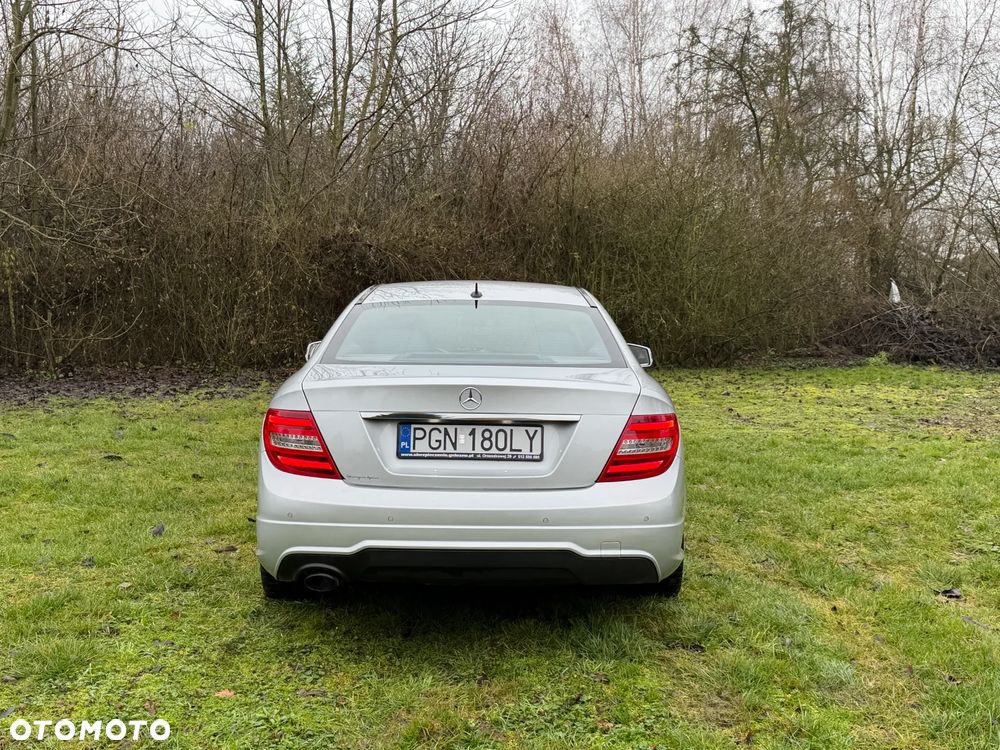 Mercedes-Benz Klasa C 180 BlueEFFICIENCY - 8