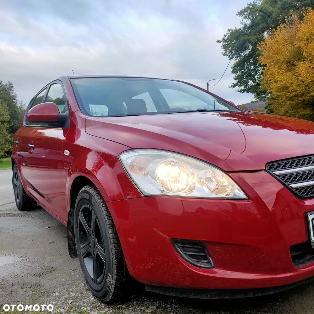 Kia Ceed Cee'd 1.4 L - 3