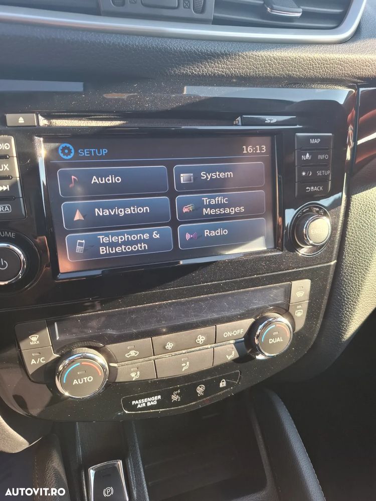 Nissan Qashqai 1.6 DCI Start/Stop Tekna - 8