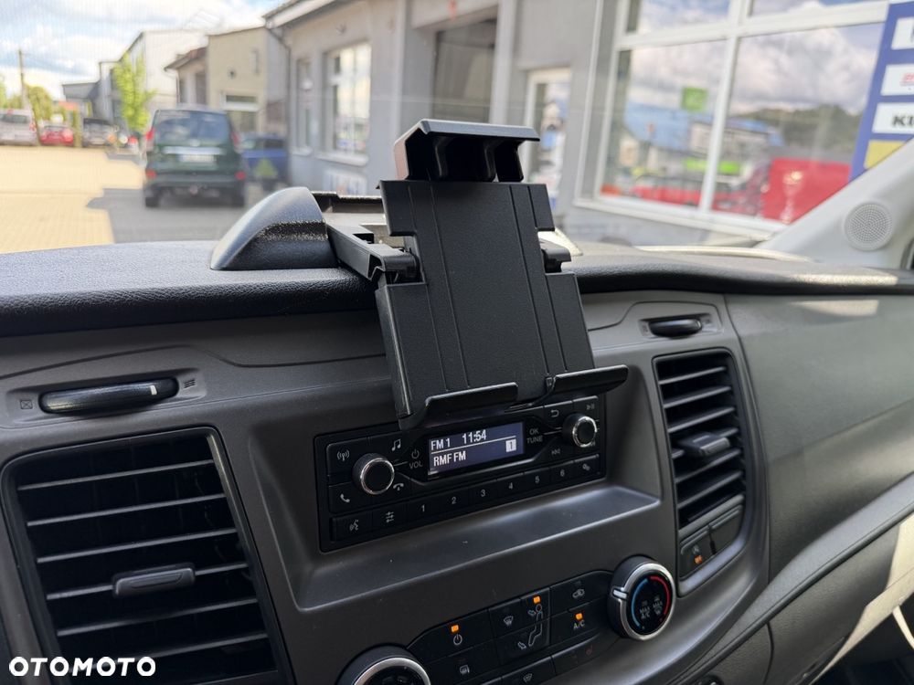 Ford Transit - 20