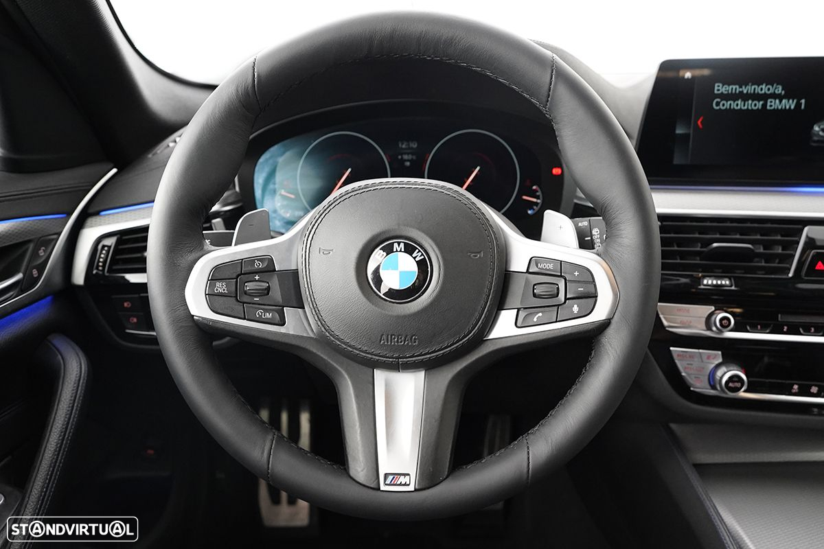 BMW 520 d Pack M Auto - 19