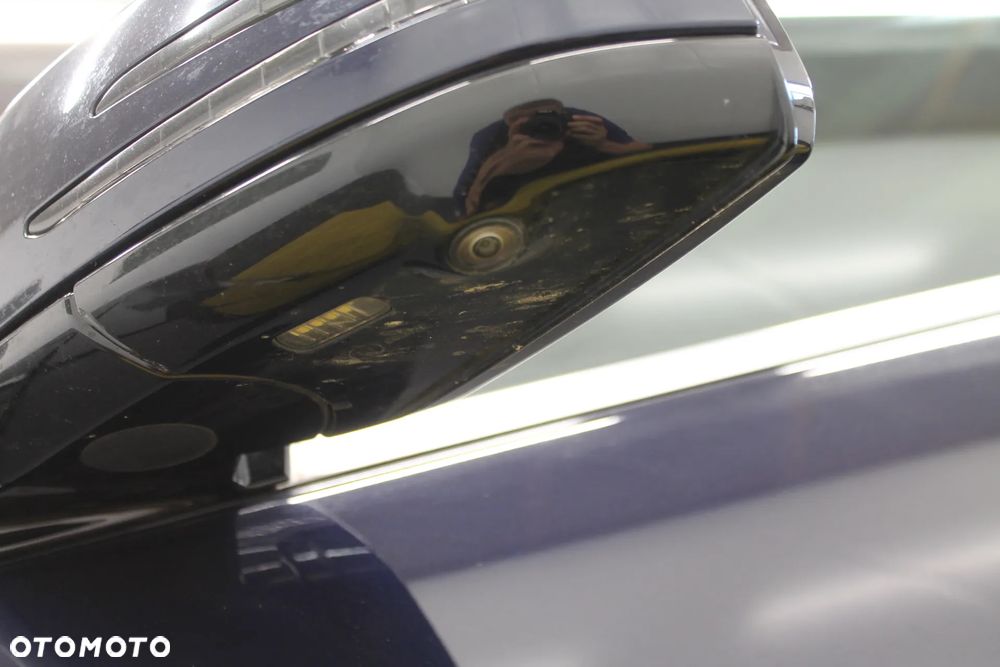 Mercedes-Benz Klasa E 300 BlueTEC 7G-TRONIC - 26