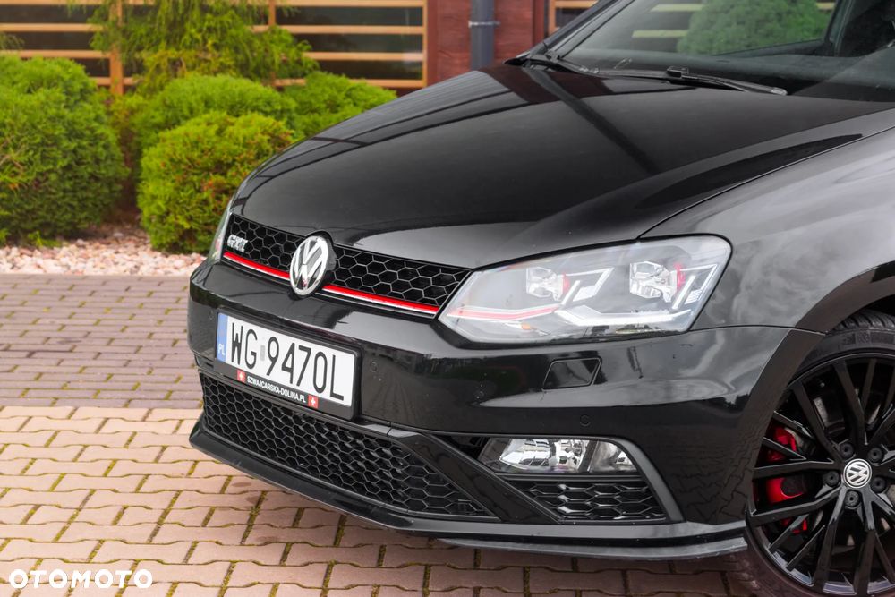 Volkswagen Polo - 4