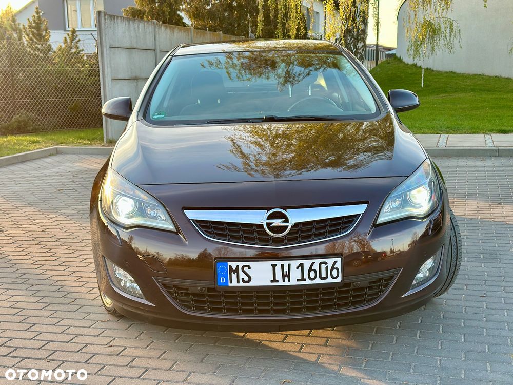 Opel Astra 1.4 Turbo Color Edition - 4