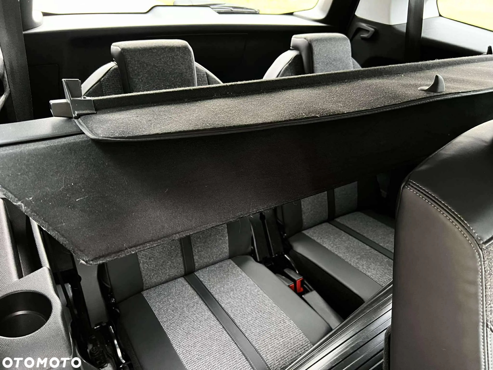 Peugeot 5008 1.5 BlueHDi Allure S&S - 30