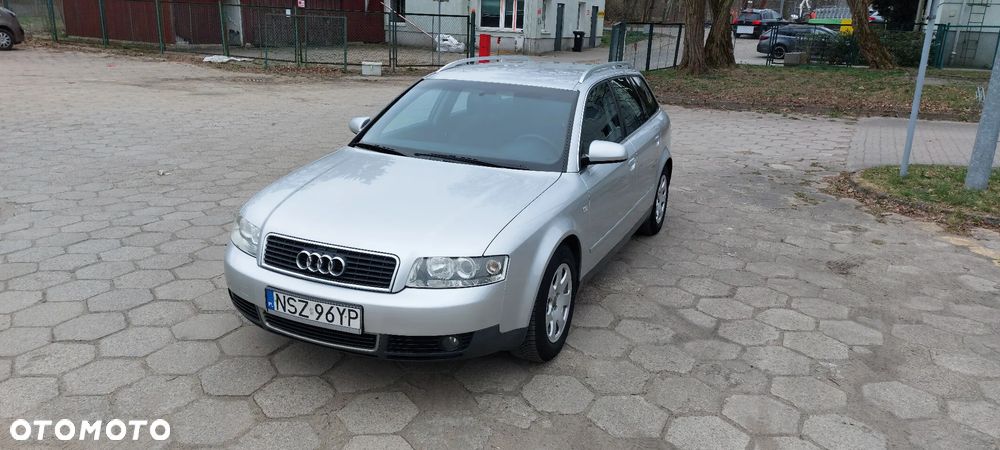 Audi A4 Avant - 14