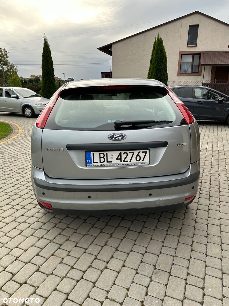 Ford Focus 1.6 TDCi Ghia - 6