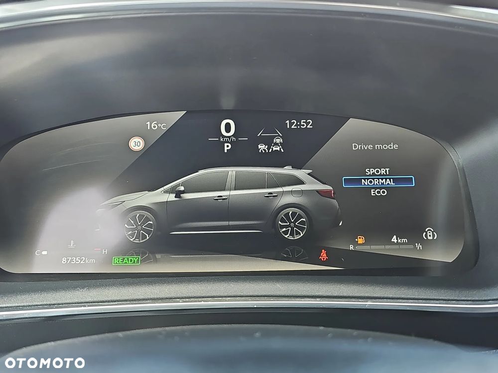 Toyota Corolla 1.8 Hybrid Comfort - 26