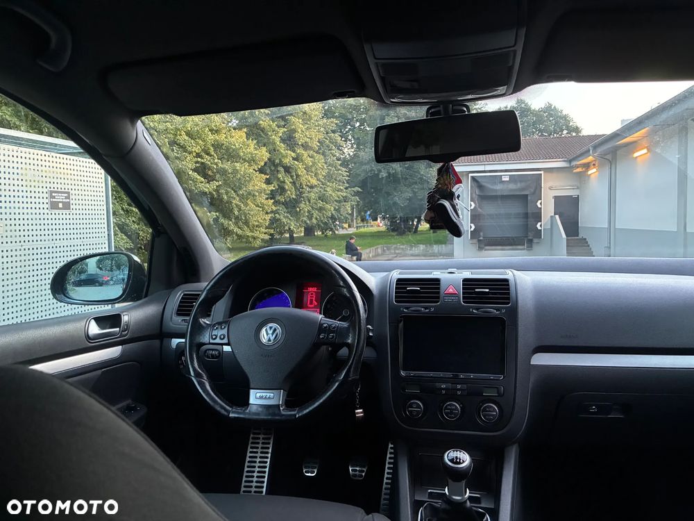 Volkswagen Golf 2.0 TSI GTI - 15