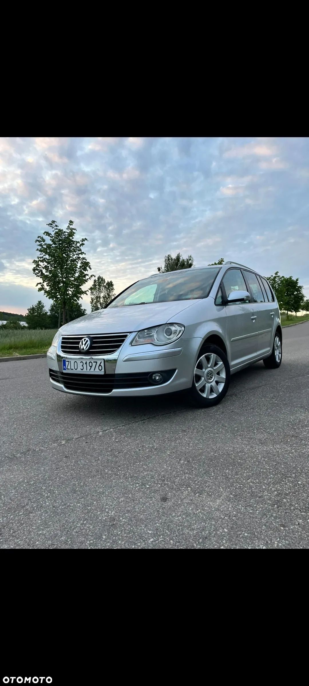 Volkswagen Touran 2.0 TDI DPF Comfortline - 1