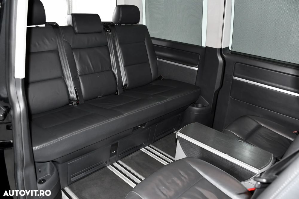 Volkswagen Multivan - 15