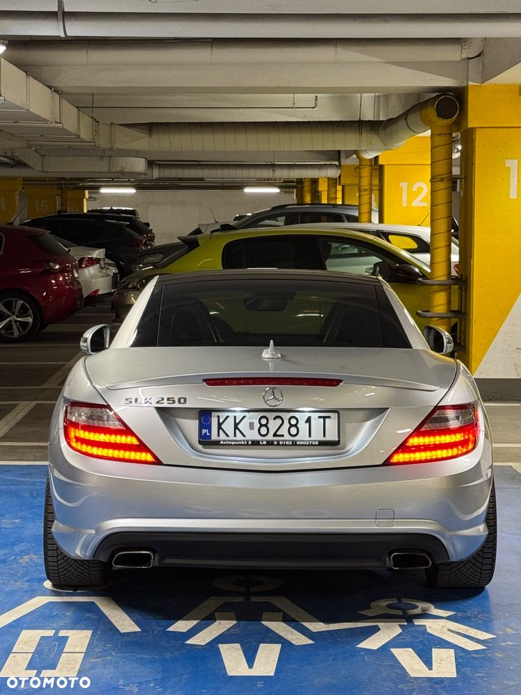 Mercedes-Benz SLK 250 CGI - 26