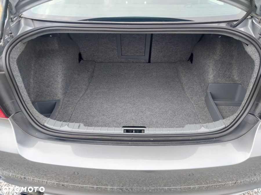 BMW Seria 3 320i Edition Lifestyle - 25