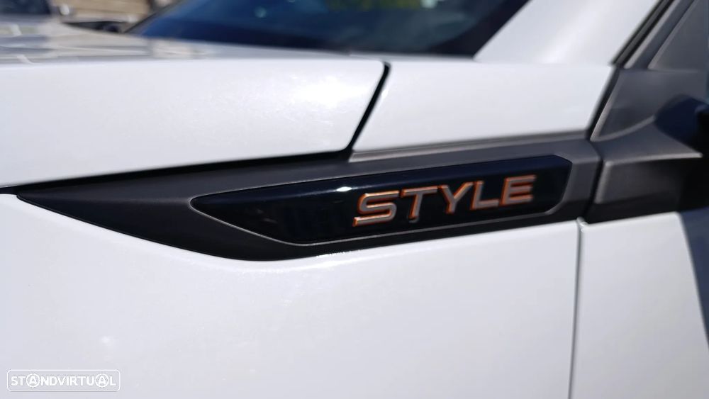 Peugeot 2008 1.2 PureTech Style - 23