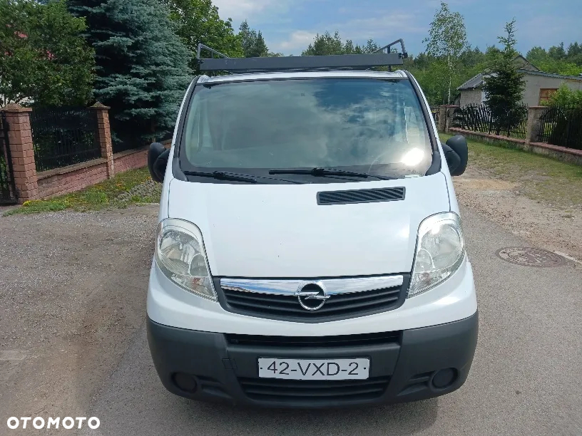Opel Vivaro - 2