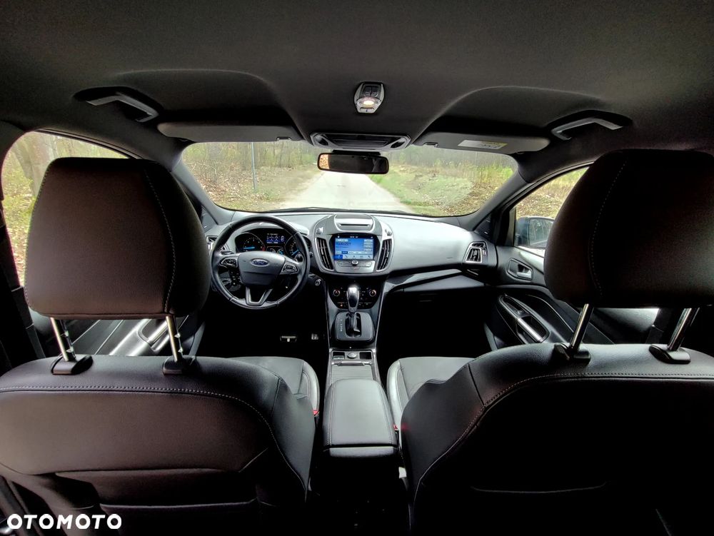 Ford Kuga 2.0 TDCi 4x4 ST-Line - 26