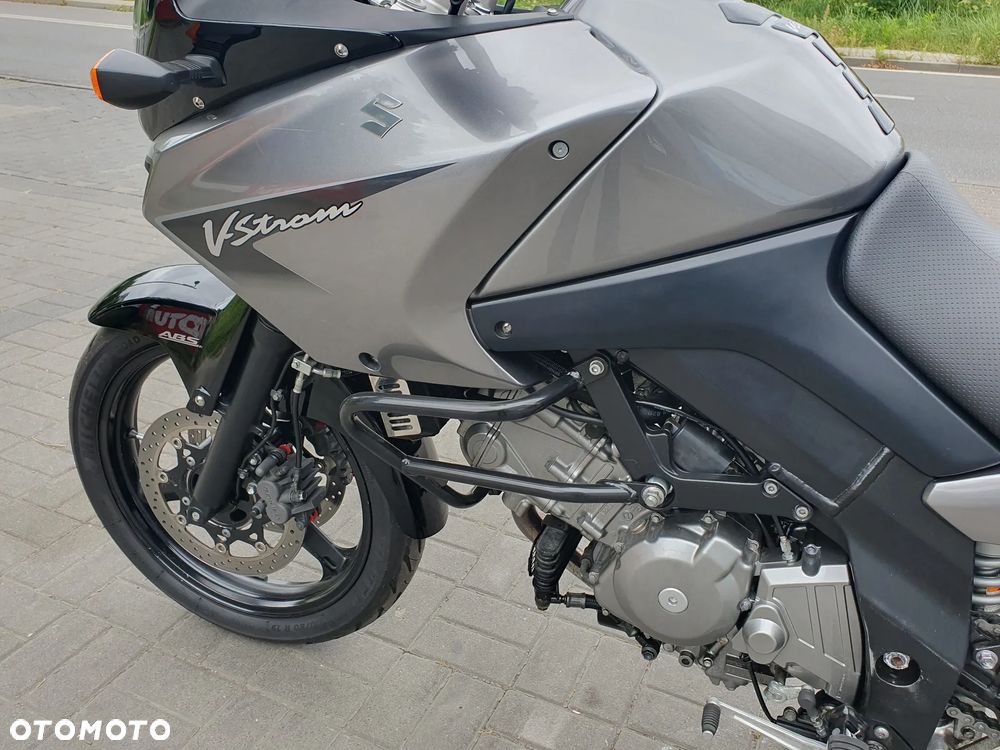Suzuki V-STROM - 27