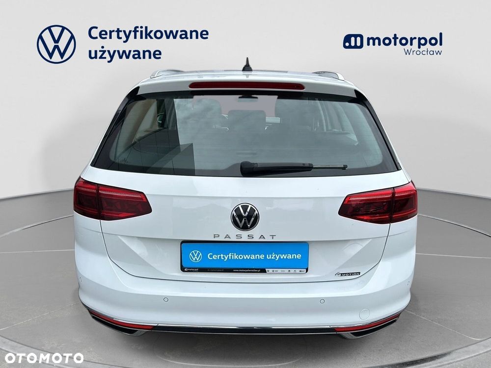 Volkswagen Passat Variant 2.0 TDI Elegance DSG - 13