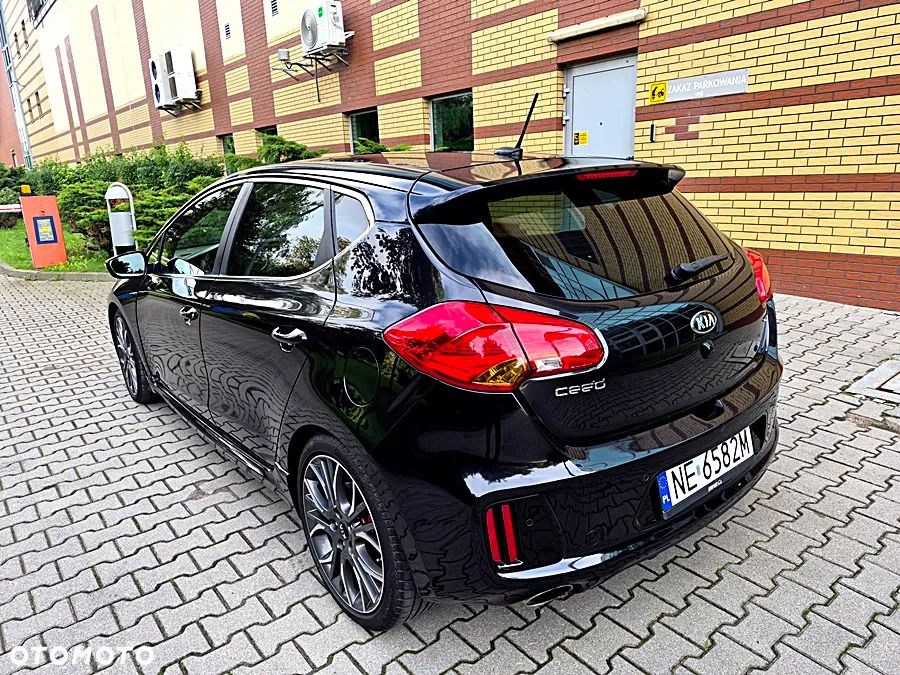 Kia Ceed 1.6 T-GDI GT - 10