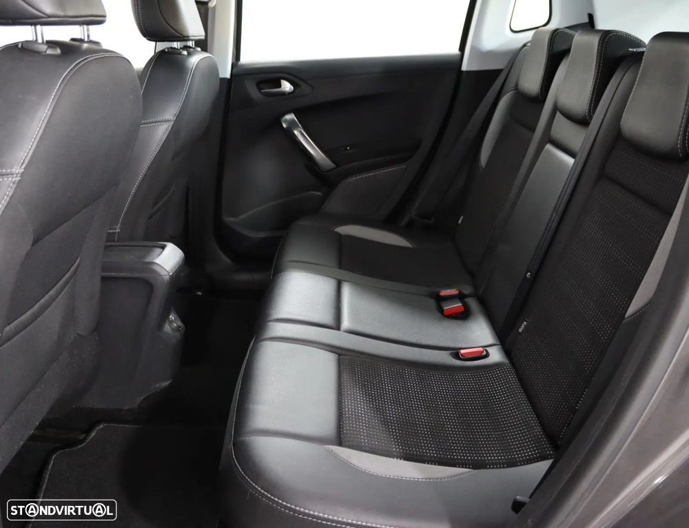 Peugeot 2008 1.2 PureTech Allure - 13