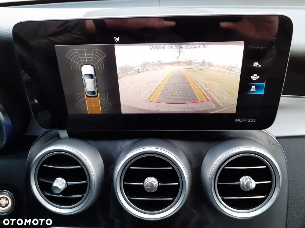 Mercedes-Benz GLC 200 4Matic 9G-TRONIC AMG Line - 29