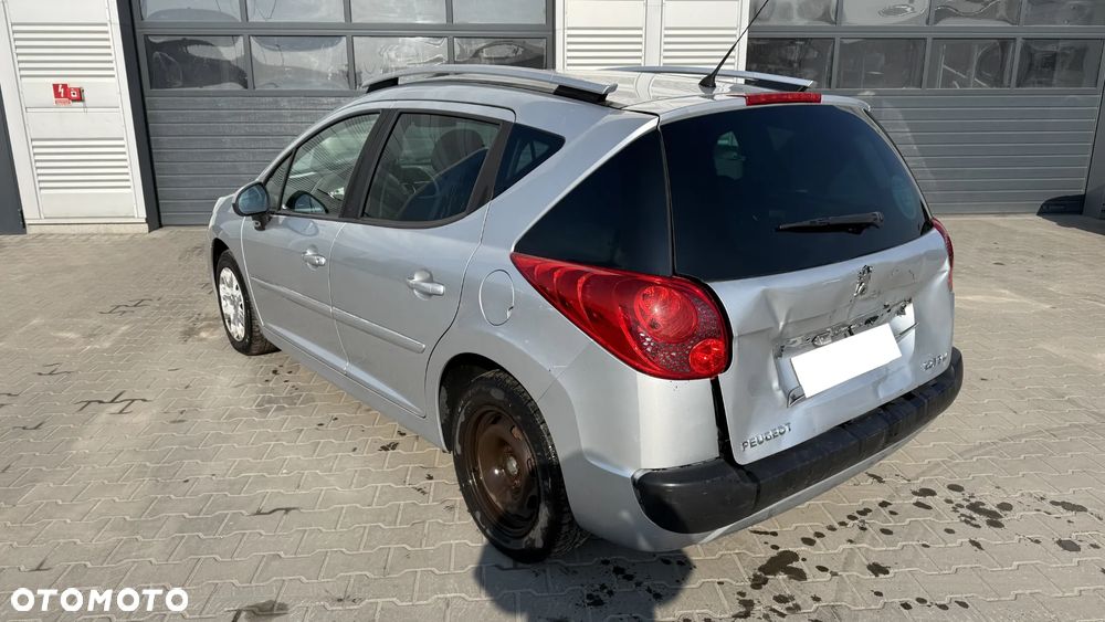 Peugeot 207 - 4