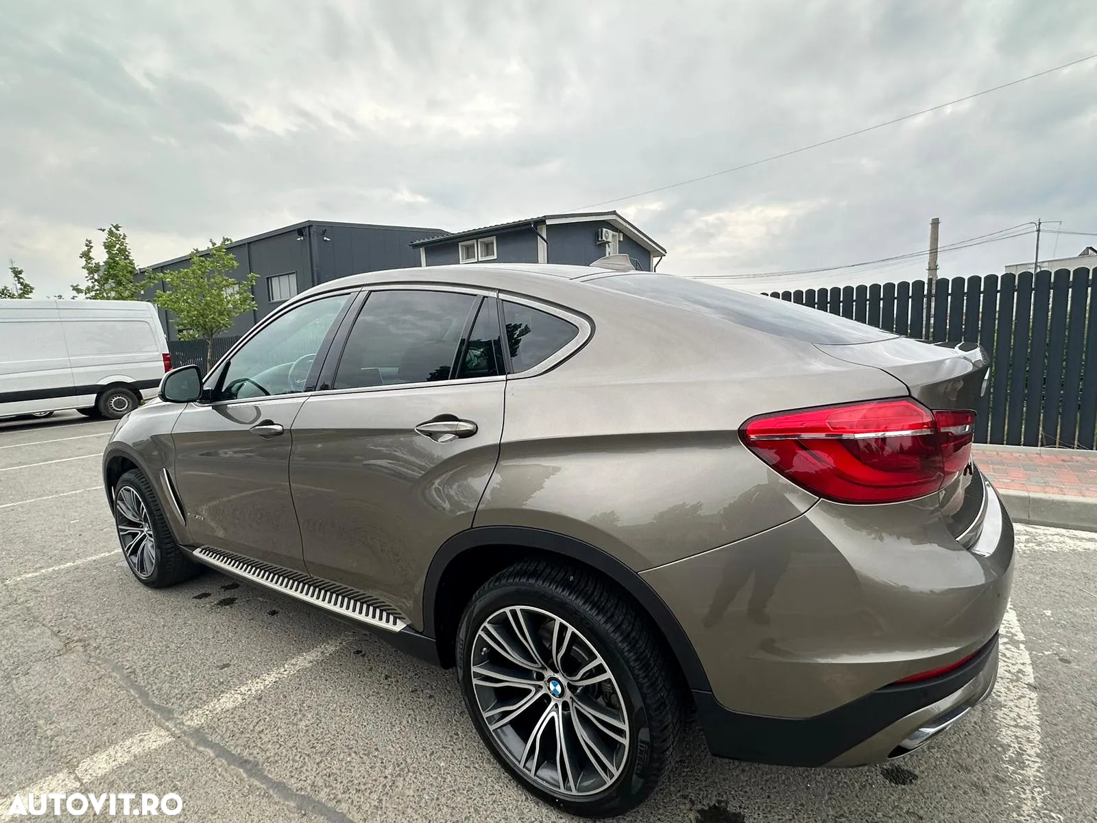 BMW X6 xDrive30d - 14
