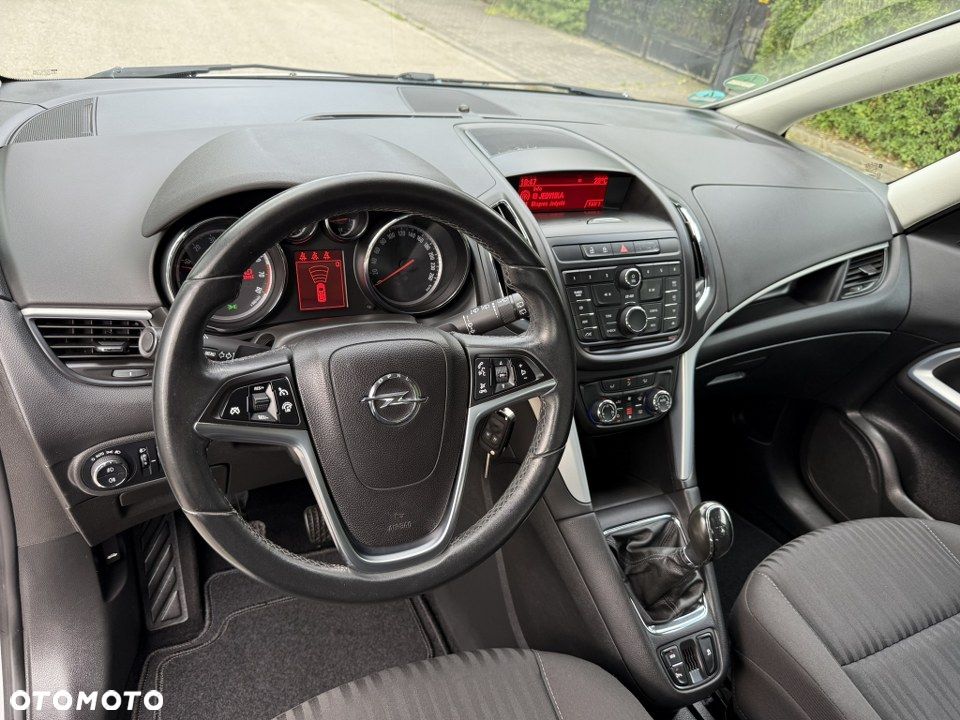 Opel Zafira Tourer 1.4 Turbo ecoFLEX Start/Stop Business Innovation - 17