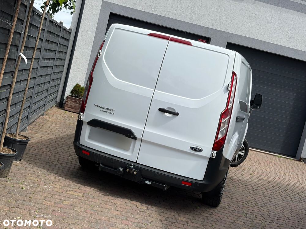 Ford Transit Custom - 12