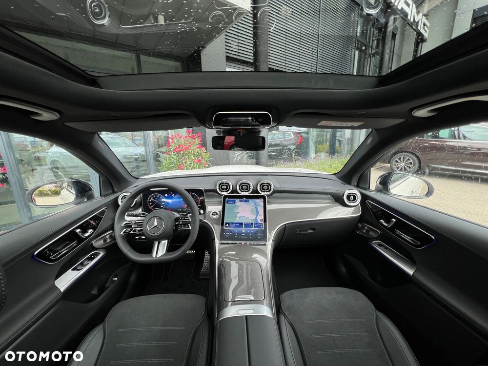 Mercedes-Benz GLC - 11