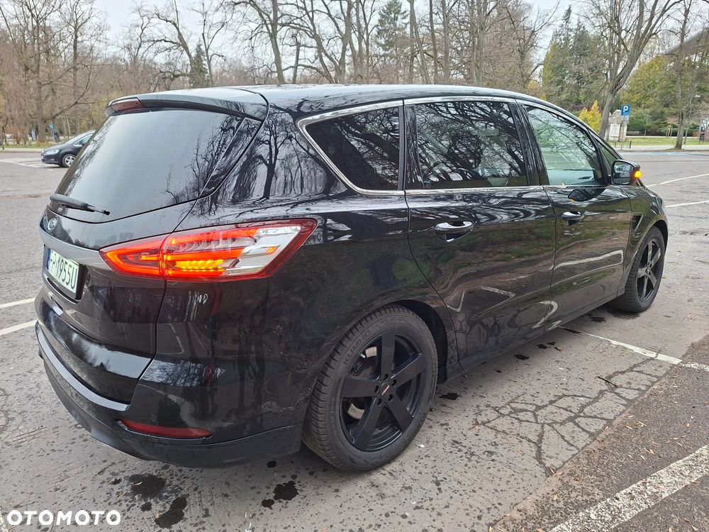 Ford S-Max 2.0 TDCi Titanium PowerShift - 8