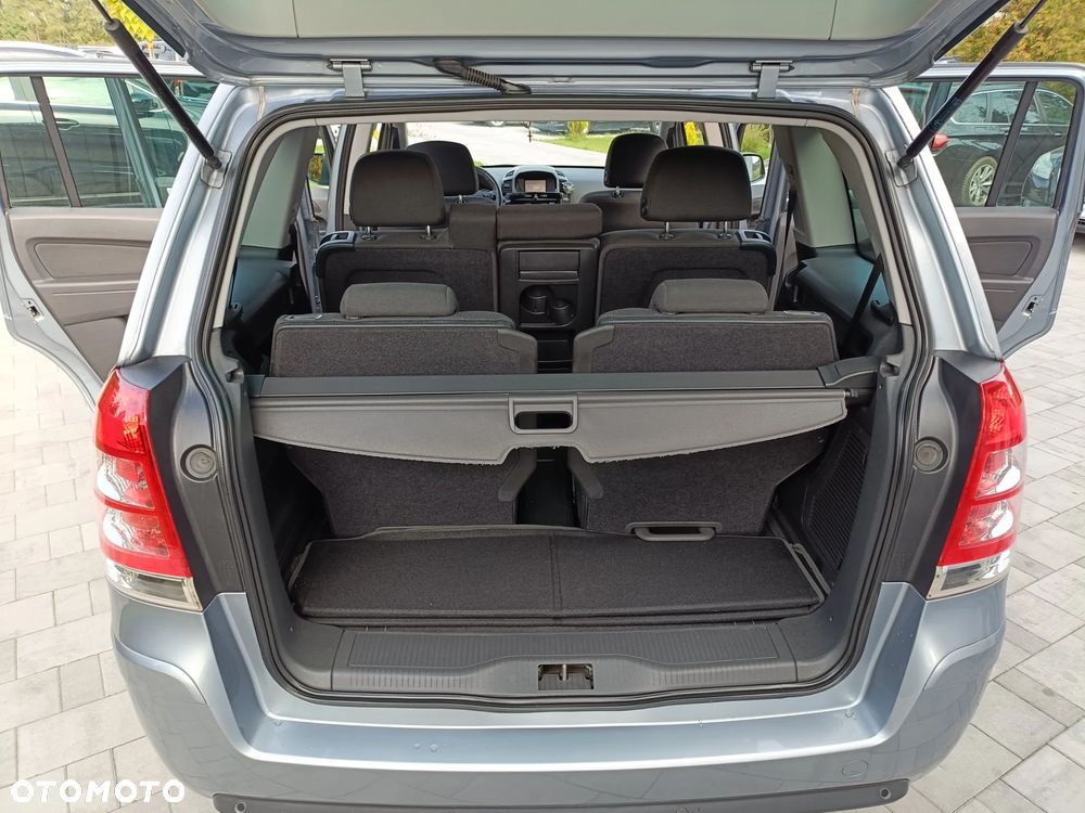 Opel Zafira - 23