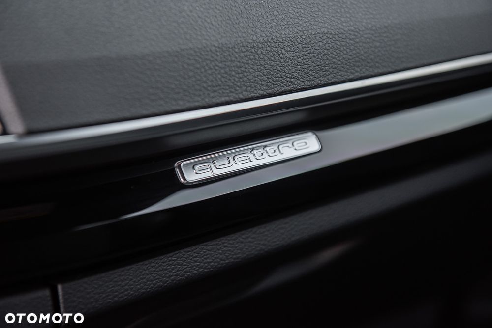 Audi Q5 Sportback 50 TFSIe quattro S tronic S line - 28