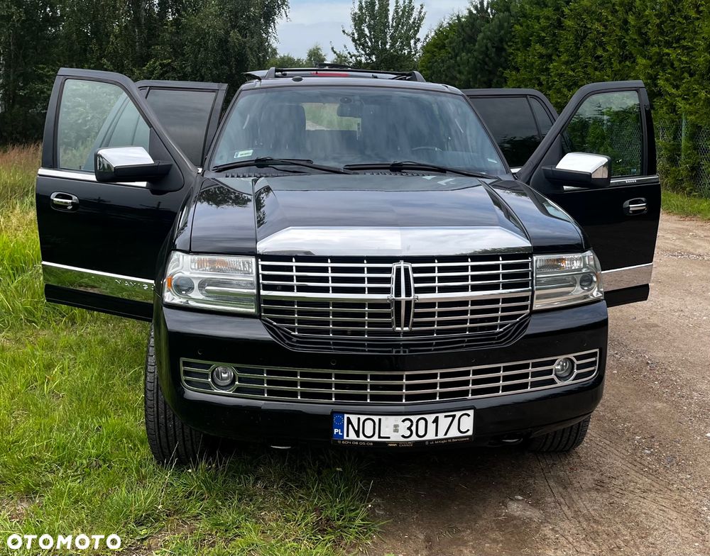 Lincoln Navigator 5.4 4x4 - 12
