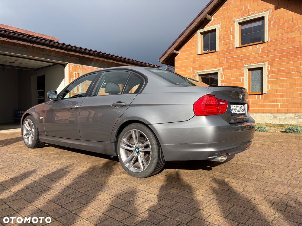 BMW Seria 3 320d - 7