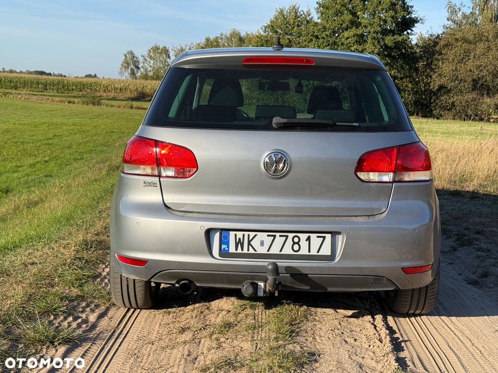Volkswagen Golf - 8