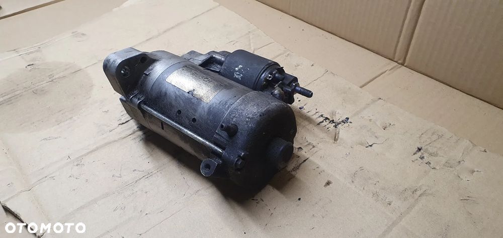 Rozrusznik starter silnika Audi A8 D3 4.2 TDI Automat 0001223018 057911023E - 3