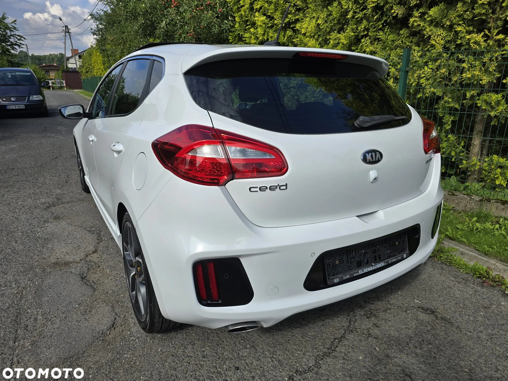 Kia Ceed 1.6 T-GDI GT - 11