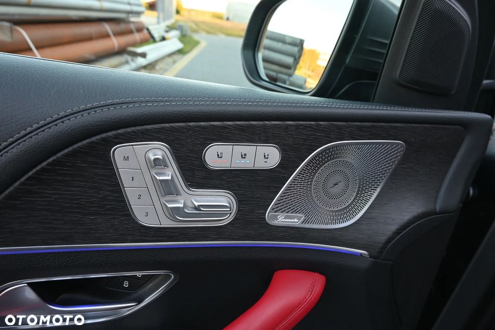 Mercedes-Benz GLE - 25