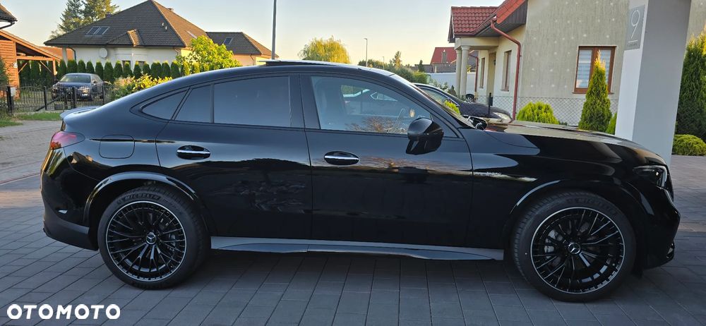 Mercedes-Benz GLC - 33