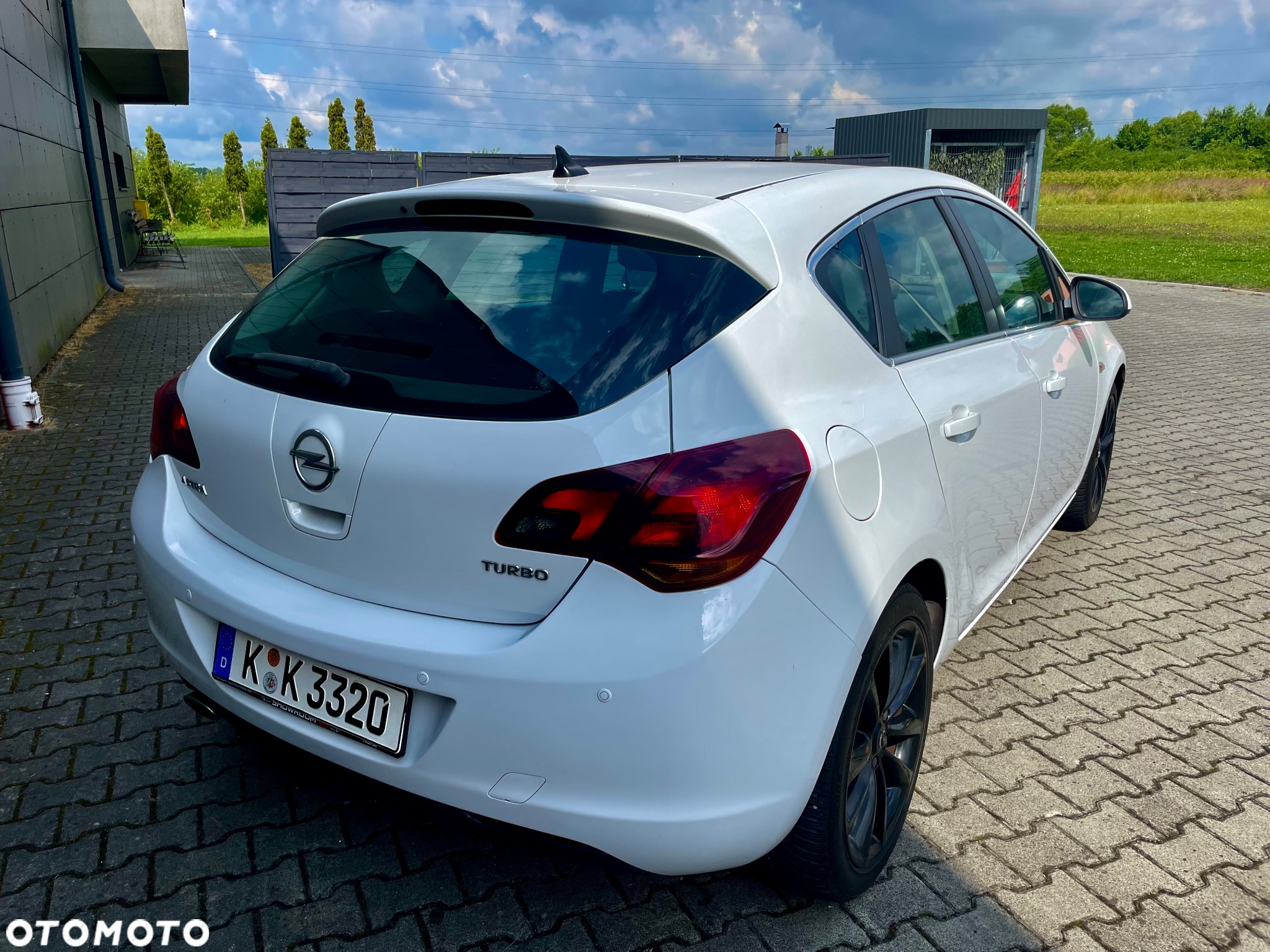 Opel Astra IV 1.4 T Cosmo - 8