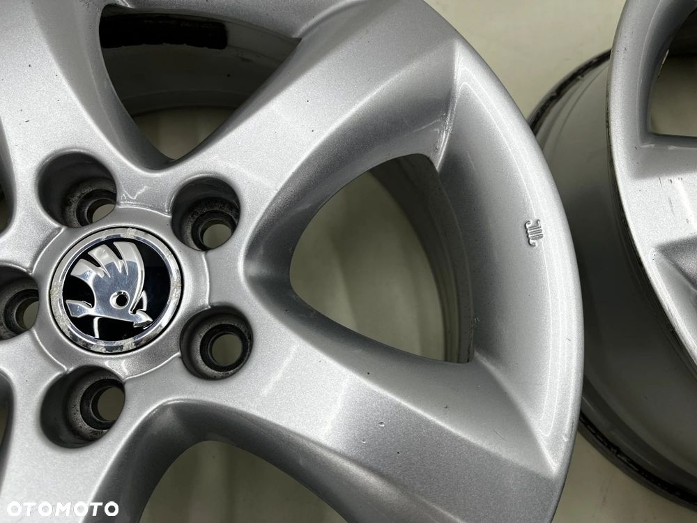 Felgi aluminiowe Skoda Fabia 2 II Roomster Praktik Ibiza Polo Fox 07-14r. r15 cali 6jx15 ET43 5x100 - 7