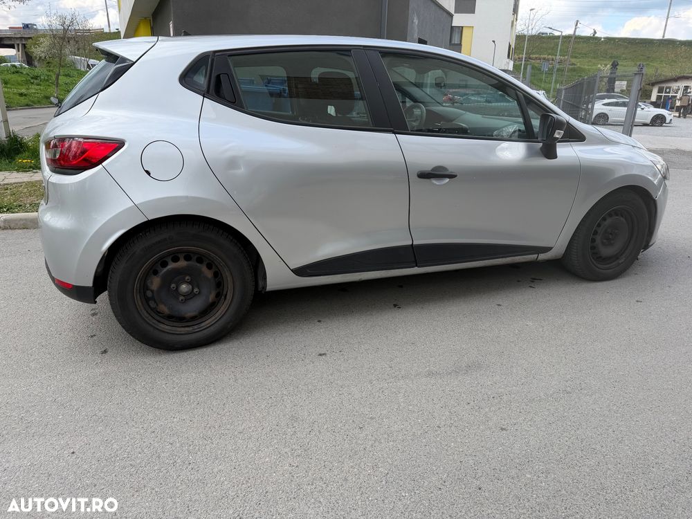 Renault Clio 1.5 dCi Life - 4