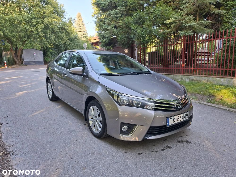 Toyota Corolla 1.6 Premium - 10
