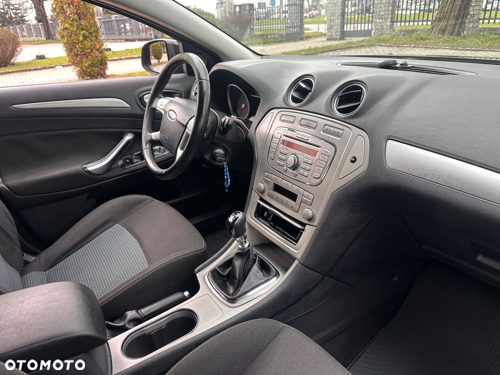 Ford Mondeo 1.8 TDCi Ambiente - 5