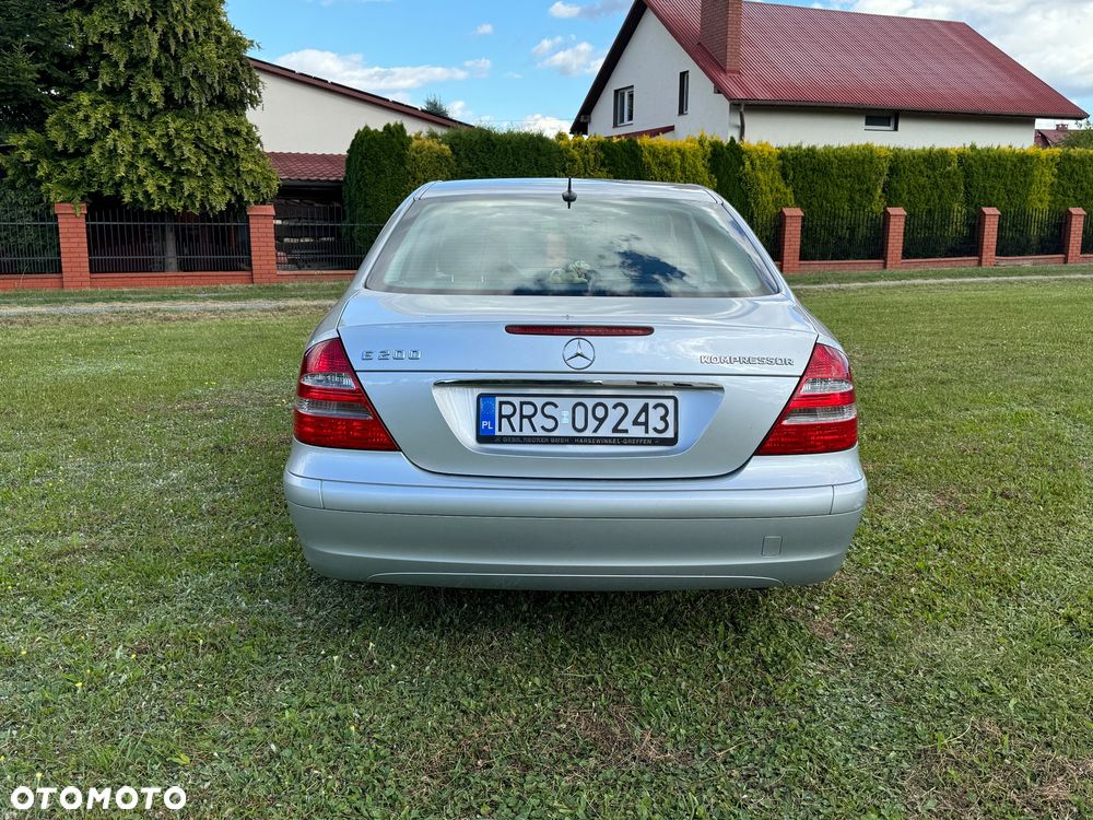 Mercedes-Benz Klasa E - 3