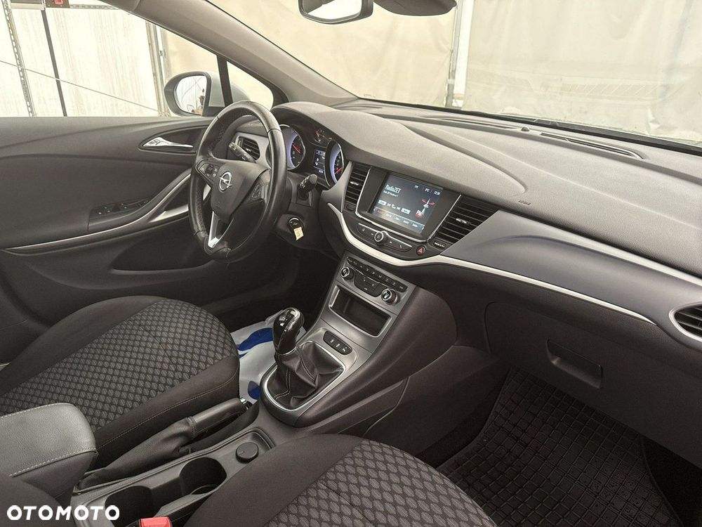 Opel Astra - 22