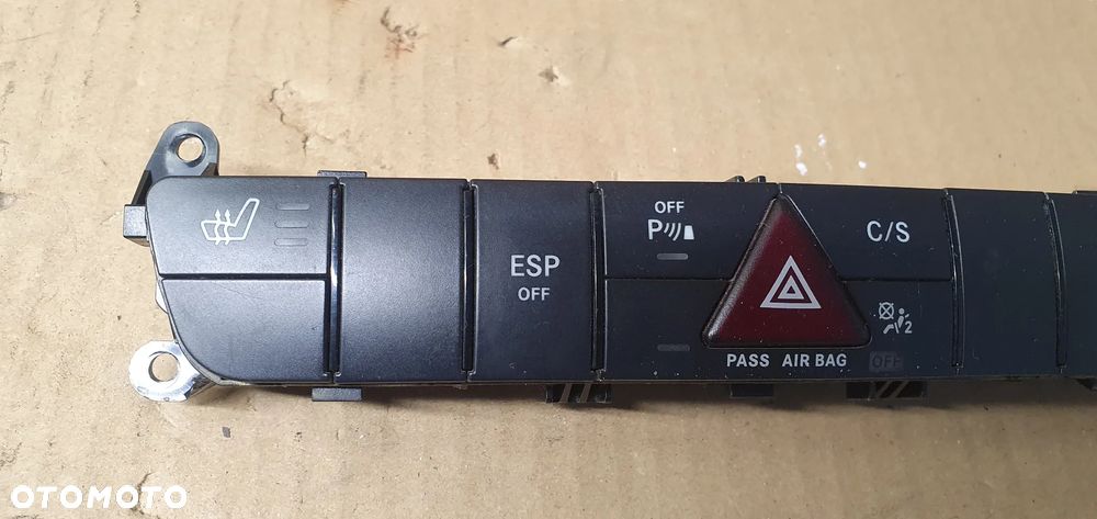 Przełącznik włącznik świateł awaryjnych grzania foteli ESP PDC Mercedes R-Klasa W251 R251 A2518704510 - 2