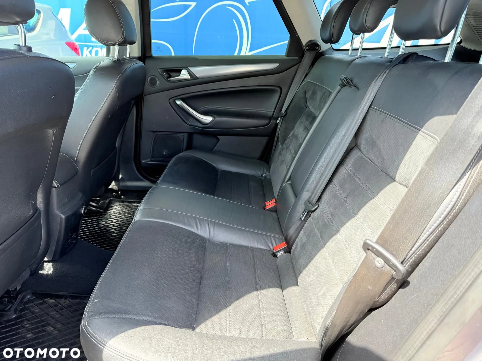 Ford Mondeo 1.6 TDCi Silver X - 12