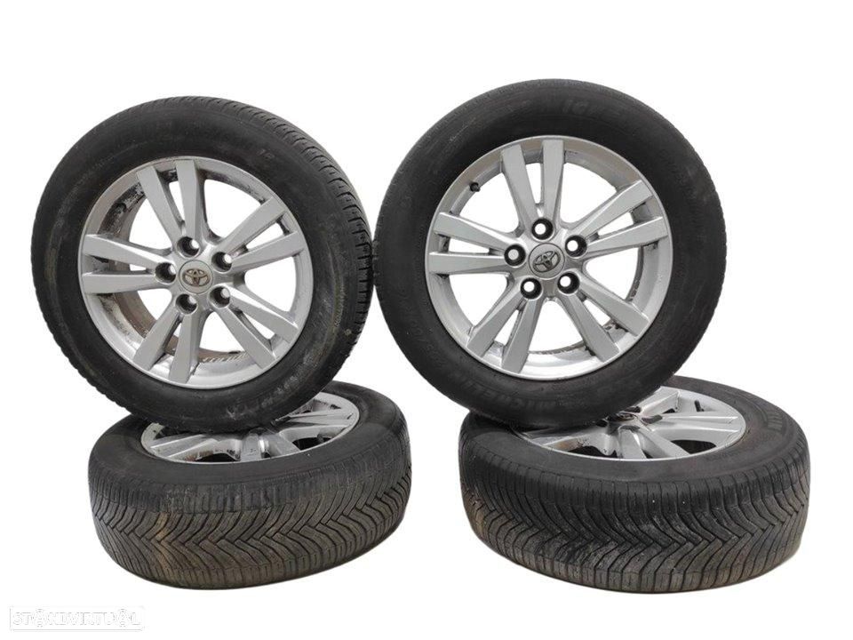 CONJUNTO DE PNEUS TOYOTA AVENSIS T27 - 1